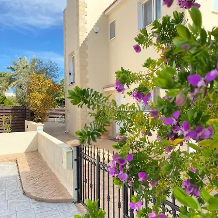 Holiday home 3 Bedroom Alakati Luxury