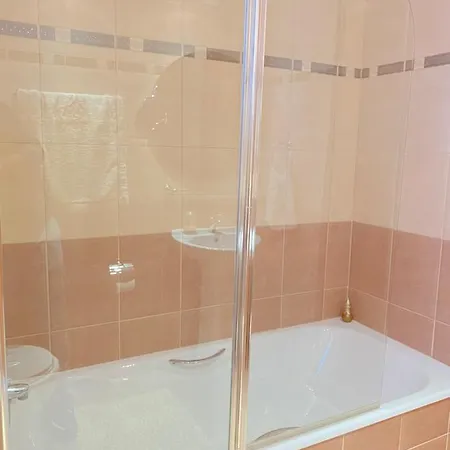 3 Bedroom Alakati Luxury 別荘 パラリムニ